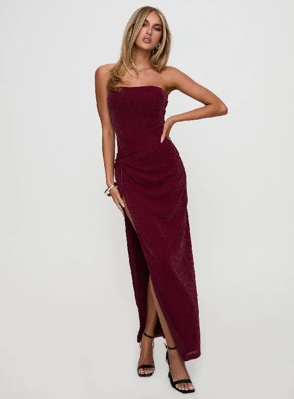 Formal gowns with vintage-inspired accessories and jewelry for a classic look -Jeniva Straplesss Maxi Dress Plum