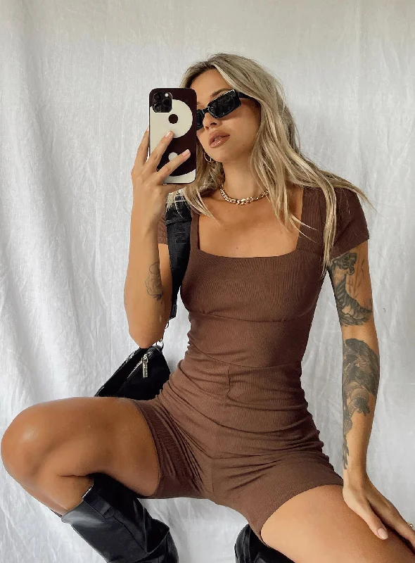 Corset dresses for formal events with smart temperature regulation and comfort for optimal relaxation and well-being -Sara Short Sleeve Romper Brown Corset dresses for formal events with smart temperature regulation and comfort for optimal relaxation and well-being -Sara Short Sleeve Romper Brown