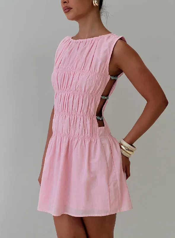Flowy dresses with asymmetrical hemlines for added flair - -Flowy dresses for formal events with floral patterns and pastel colors for a fresh look -Evony Shirred Mini Dress Pink Flowy dresses with asymmetrical hemlines for added flair - -Flowy dresses for formal events with floral patterns and pastel colors for a fresh look -Evony Shirred Mini Dress Pink