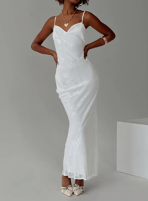 Party dresses with unique accessories and embellishments for special occasions and events to stand out and shine -Naeema Maxi Dress White Party dresses with unique accessories and embellishments for special occasions and events to stand out and shine -Naeema Maxi Dress White