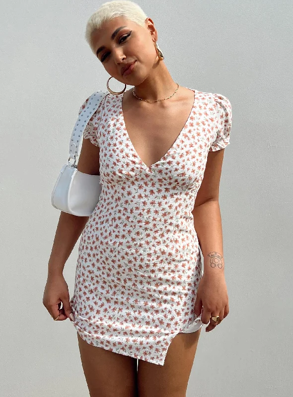 Party dresses for formal events with convertible sleeves and necklines for flexibility and style versatility -Kacey Mini Dress White Floral Party dresses for formal events with convertible sleeves and necklines for flexibility and style versatility -Kacey Mini Dress White Floral