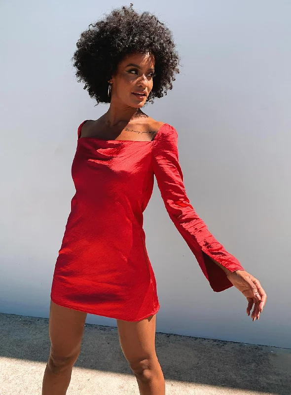 Birthday dresses with convertible necklines and sleeves for versatility and styling flexibility -Star Power Mini Dress Red Birthday dresses with convertible necklines and sleeves for versatility and styling flexibility -Star Power Mini Dress Red