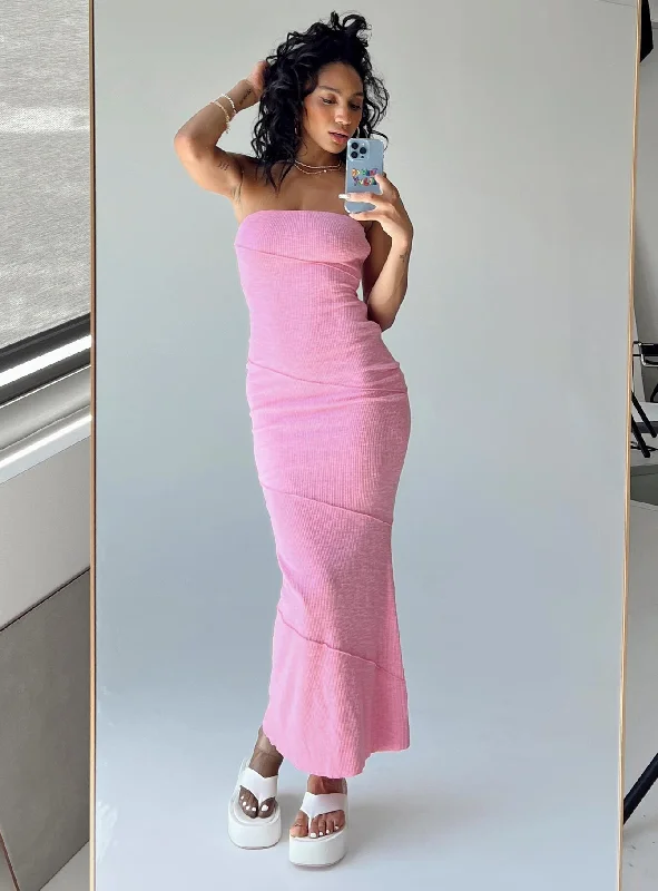 Best colors for wedding guests in fall weddings- -Oscar Midi Dress Pink