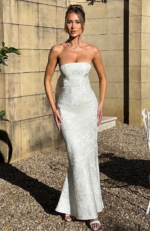 Wedding guest gift ideas for destination weddings- -Felicity Maxi Dress - Ivory