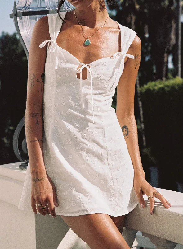 Party dresses for formal events with elegant silhouettes and vintage-inspired styles for a timeless look -Muffins Mini Dress White Party dresses for formal events with elegant silhouettes and vintage-inspired styles for a timeless look -Muffins Mini Dress White