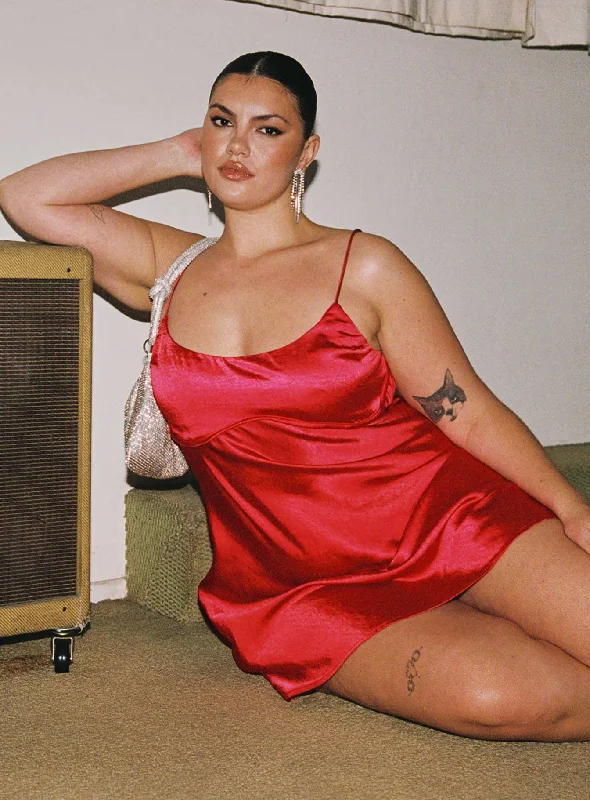 Party dresses for formal events with elegant silhouettes and vintage-inspired styles for a timeless and refined look -Ally Mini Dress Red Curve