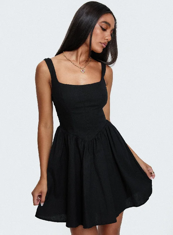 Prom dresses for outdoor events with floral patterns -Martie Mini Dress Black