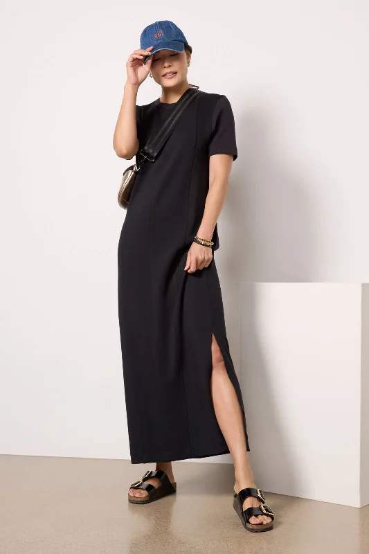Flowy dresses with lace detailing for a feminine touch - -Hattie Maxi Dress 2.0