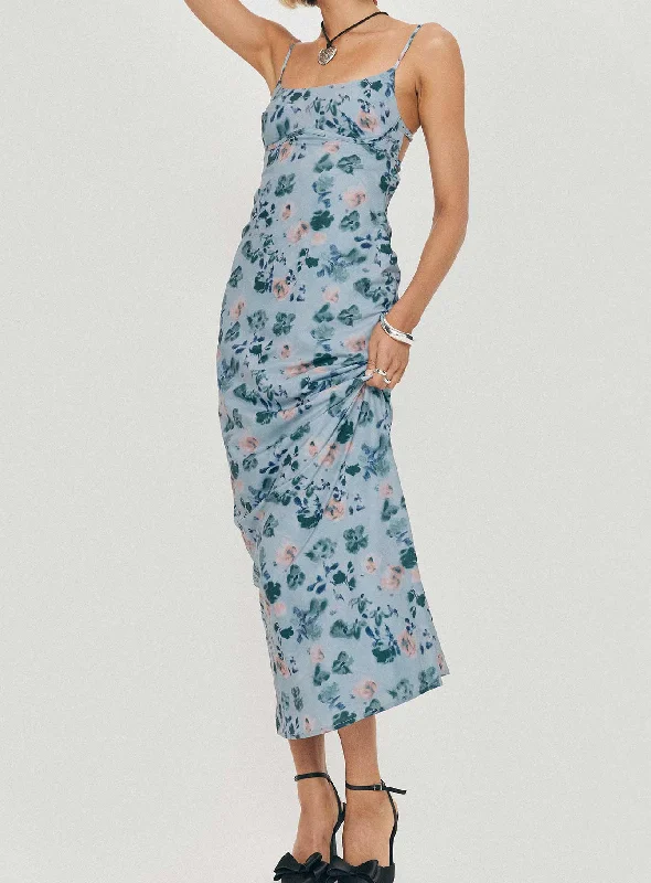 Birthday dresses for formal events with bright colors and metallic accents for a modern and trendy style -Ravia Maxi Dress Blue / Floral Birthday dresses for formal events with bright colors and metallic accents for a modern and trendy style -Ravia Maxi Dress Blue / Floral