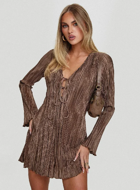 Prom dresses with metallic accents and sequins -Malop Long Sleeve Mini Dress Chocolate