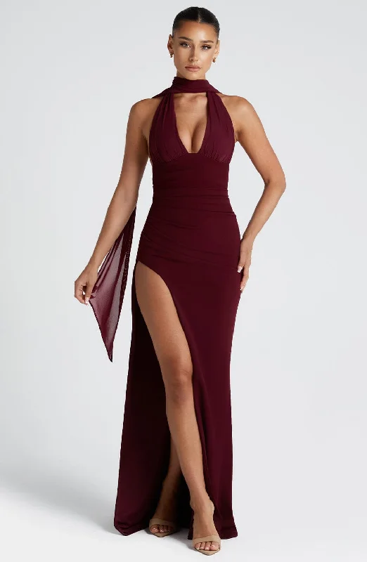 Flowy dresses for a bohemian vibe at a music festival - -Formal flowy dresses with sophisticated designs and luxurious fabrics -Paulina Maxi Dress - Cherry Lacquer Flowy dresses for a bohemian vibe at a music festival - -Formal flowy dresses with sophisticated designs and luxurious fabrics -Paulina Maxi Dress - Cherry Lacquer