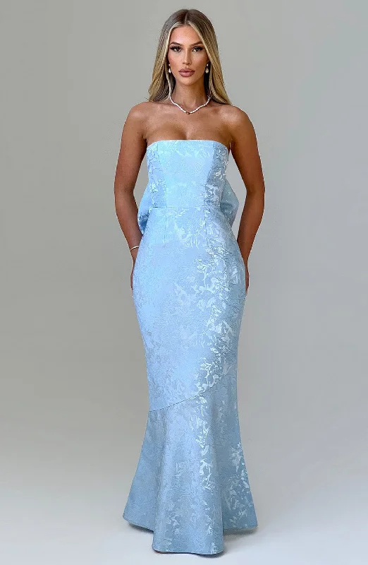 Prom dresses with vintage-inspired accessories and jewelry for a nostalgic and classic look -Felicity Maxi Dress - Blue Prom dresses with vintage-inspired accessories and jewelry for a nostalgic and classic look -Felicity Maxi Dress - Blue