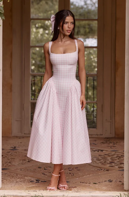 Bridesmaid dress fabric weights for seasonality- -Sherrie Midi Dress - Blush Gingham Bridesmaid dress fabric weights for seasonality- -Sherrie Midi Dress - Blush Gingham