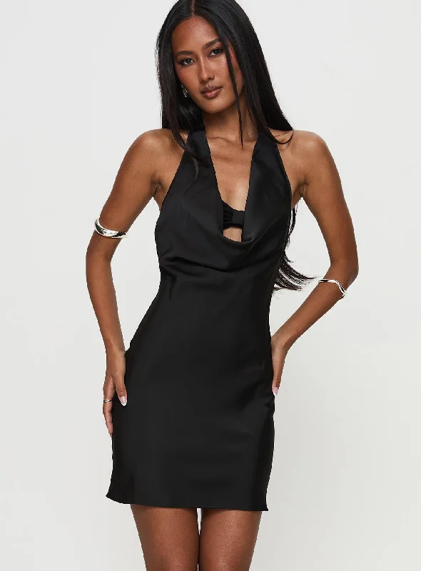 Prom dresses for spring with pastel colors and floral patterns for a fresh and youthful appearance -Tempeste Halter Mini Dress Black Prom dresses for spring with pastel colors and floral patterns for a fresh and youthful appearance -Tempeste Halter Mini Dress Black