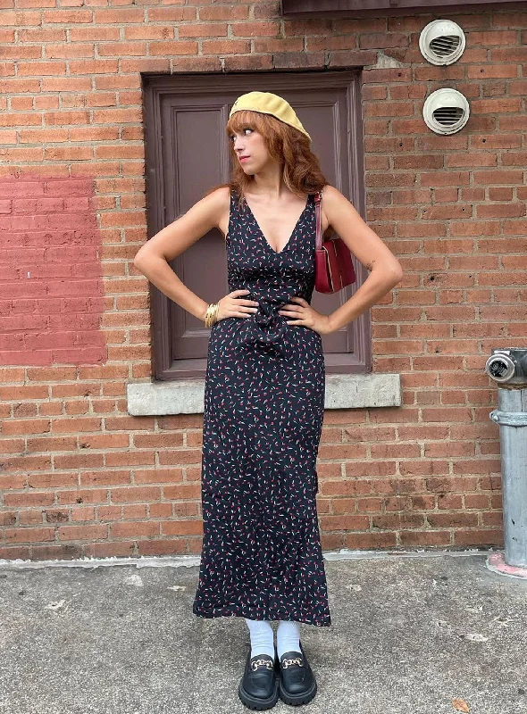 Birthday dresses for formal events with elegant silhouettes and vintage-inspired styles -Garrick Maxi Dress Black / Red Birthday dresses for formal events with elegant silhouettes and vintage-inspired styles -Garrick Maxi Dress Black / Red