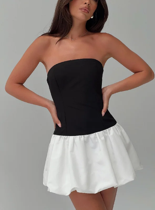 Prom dresses with smart fabrics for comfort -Delicacies Bubble Hem Mini Dress Black / White