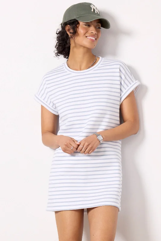 Flowy dresses for a perfect weekend getaway outfit - -Cassie Terry Striped Dress