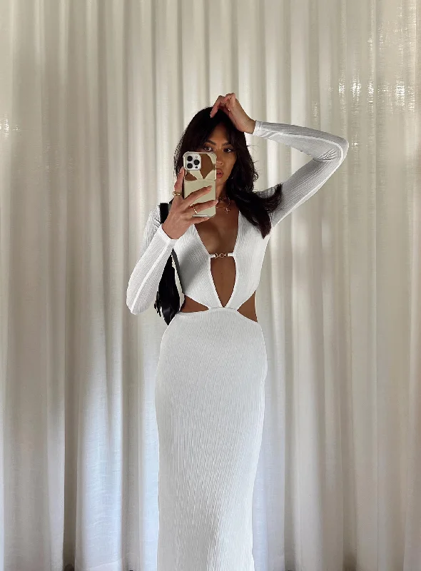 Prom dresses for plus-size women with comfortable silhouettes -Everton Maxi Dress White Prom dresses for plus-size women with comfortable silhouettes -Everton Maxi Dress White