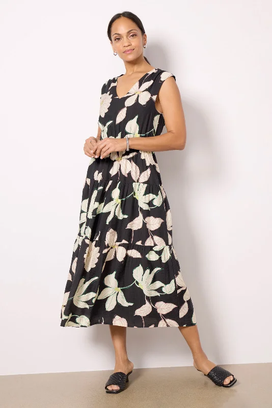 Wedding guest dresses for evening receptions in the summer- -Georgia Floral Dress