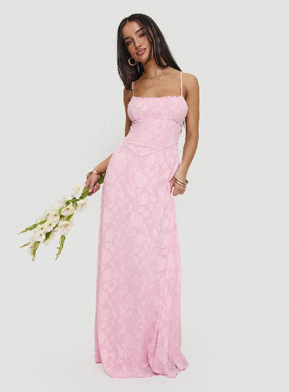 Prom dresses with vintage-inspired accessories and jewelry for a nostalgic and classic look -South Of France Maxi Dress Pink Petite Prom dresses with vintage-inspired accessories and jewelry for a nostalgic and classic look -South Of France Maxi Dress Pink Petite