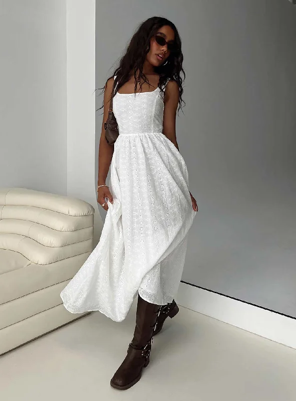 Flowy dresses for pregnant women with comfort and style - -Flowy dresses for special occasions with custom designs and embroidery for exclusivity and uniqueness -Cartmel Broderie Maxi Dress White Flowy dresses for pregnant women with comfort and style - -Flowy dresses for special occasions with custom designs and embroidery for exclusivity and uniqueness -Cartmel Broderie Maxi Dress White