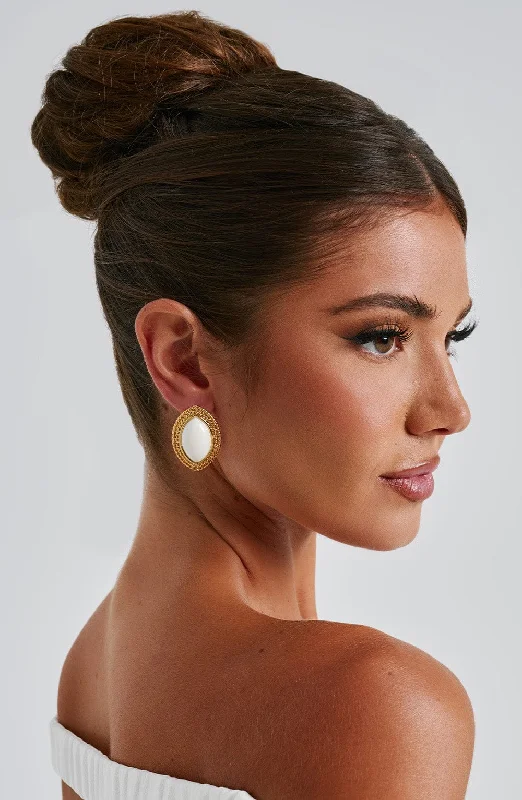 Wedding dresses for spring with pastel colors -Azra Earrings - Ivory/Gold