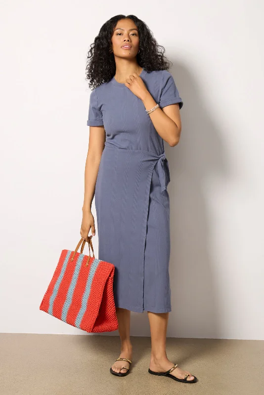 Flowy dresses for bridesmaids at outdoor weddings - -Anna Twist Dress