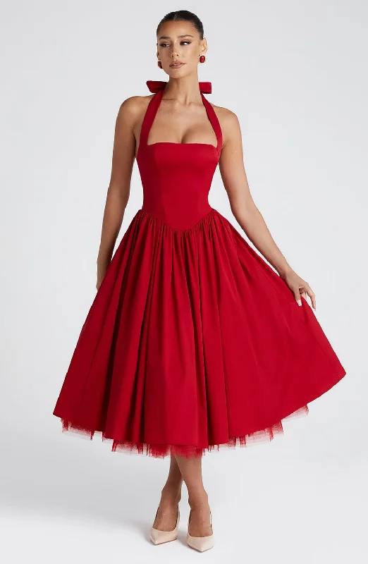 Elegant flowy dresses for formal events and galas - -Flowy dresses with metallic accents and glitter -Cressida Midi Dress - Red Elegant flowy dresses for formal events and galas - -Flowy dresses with metallic accents and glitter -Cressida Midi Dress - Red
